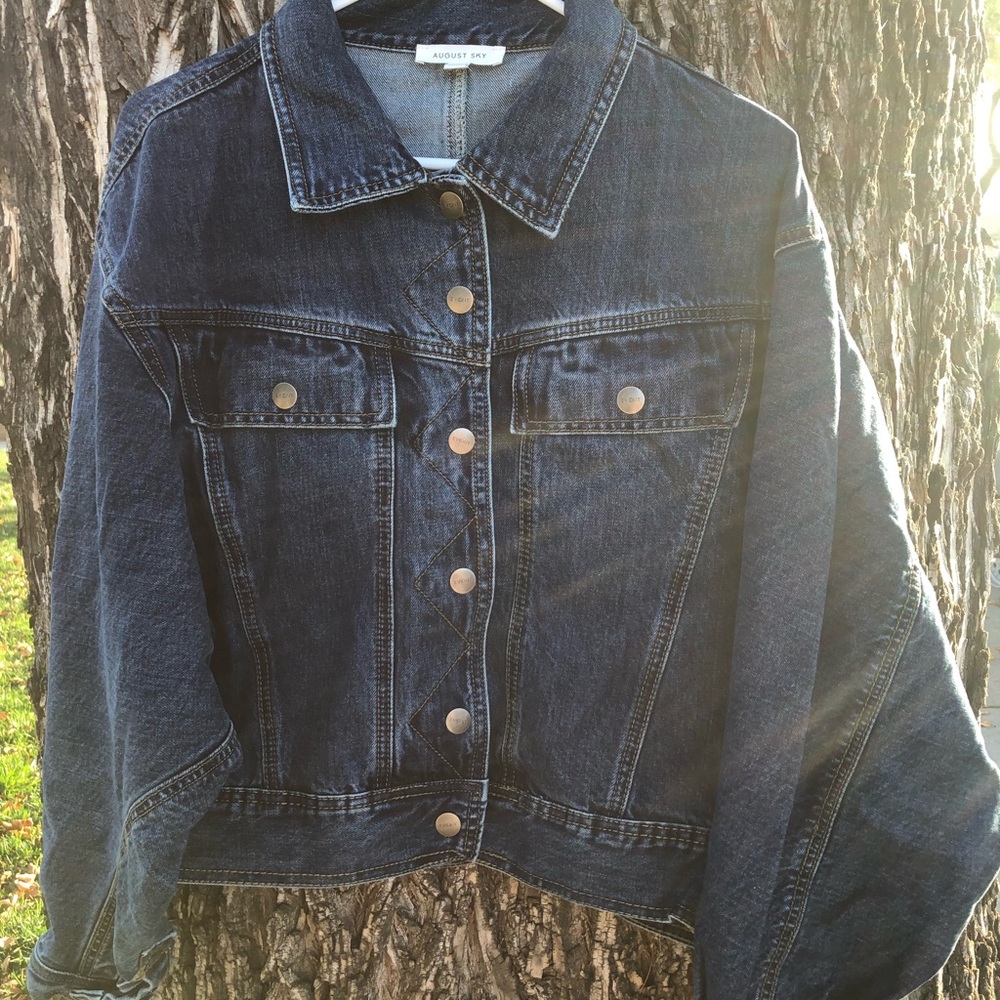 August sky Jean Jacket - Picture 4 of 7